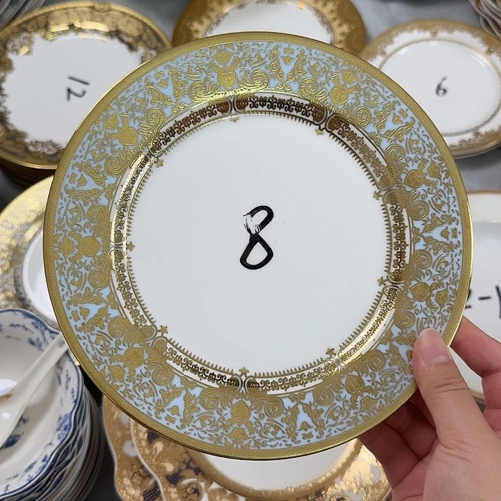 华***宝瓷8英寸蓝金平盘4个微瑕