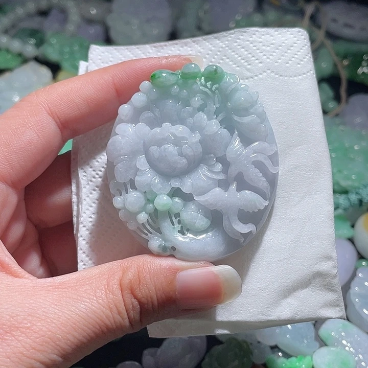 颈饰未镶嵌翡翠天