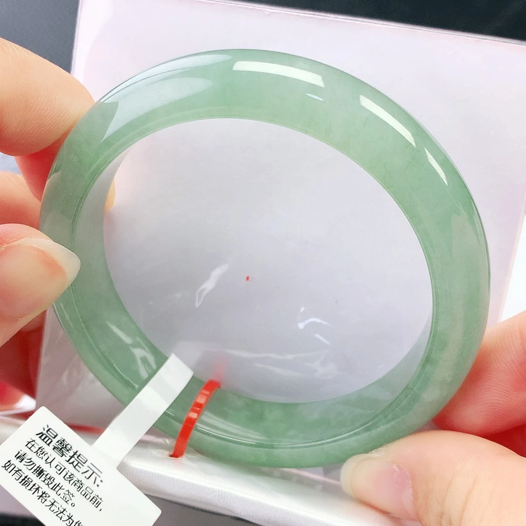 未镶嵌手镯翡翠56圈