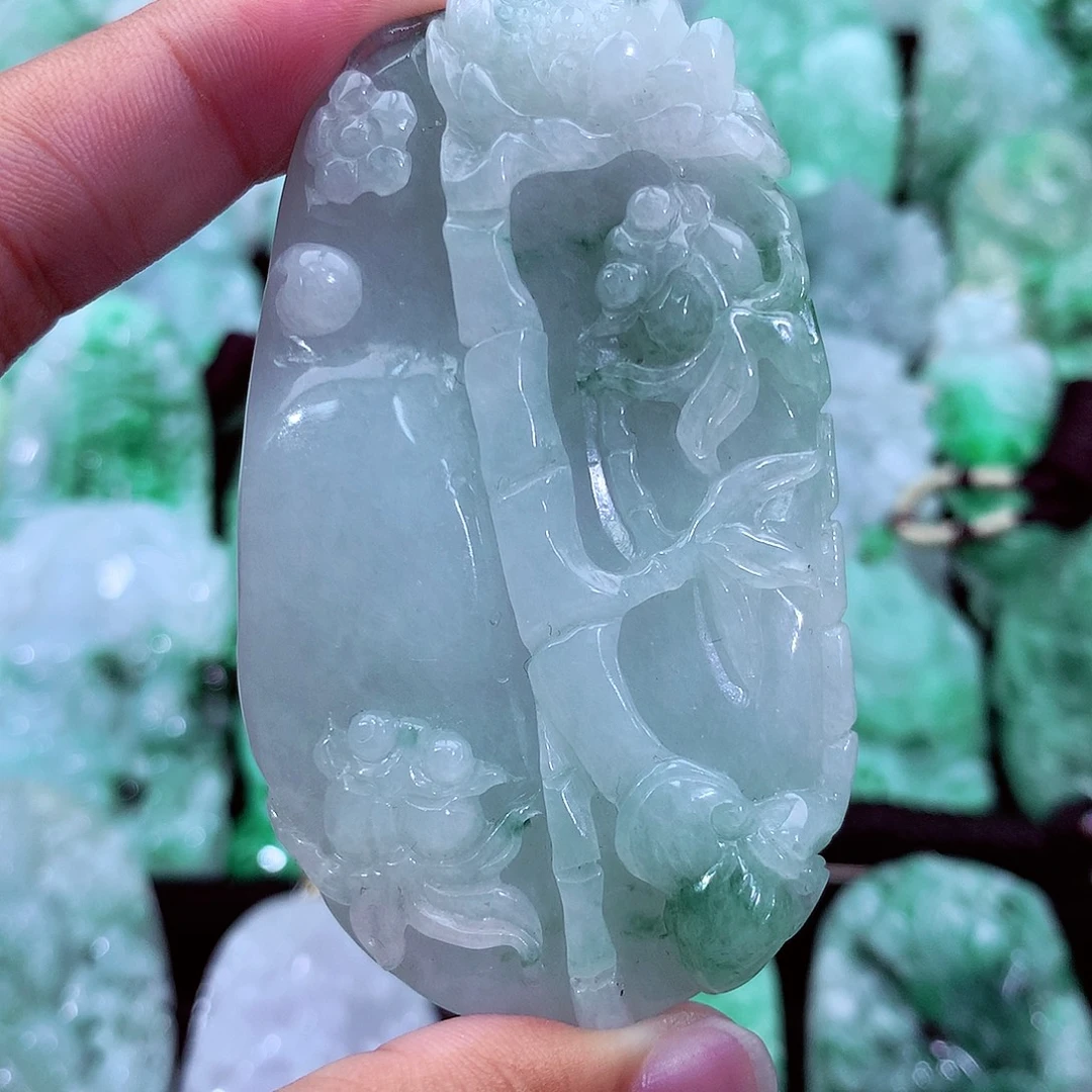 翡翠未镶嵌吊坠(不含链)