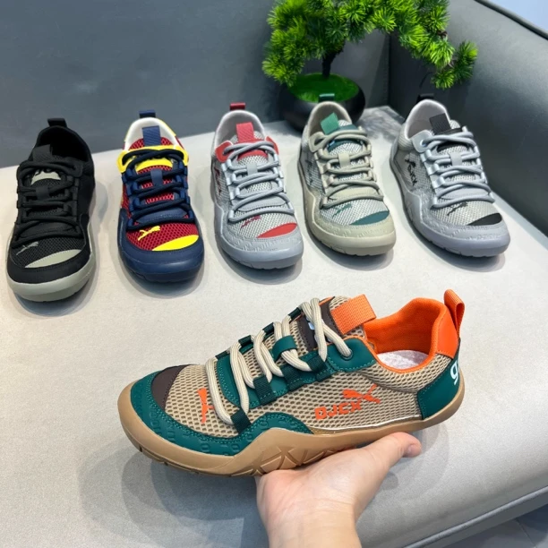 2025时尚潮流百搭网面软底舒适透气拼色低帮休闲鞋（标准尺码）