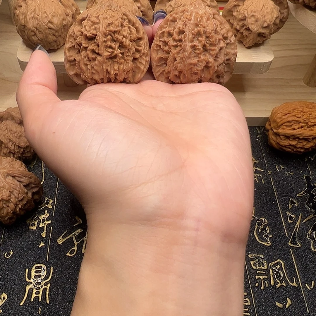 把件桃核满天星41手把件