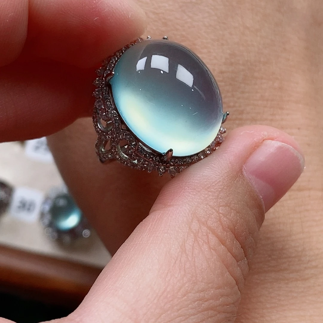 银S925镶嵌蛇纹石玉戒指翔*?