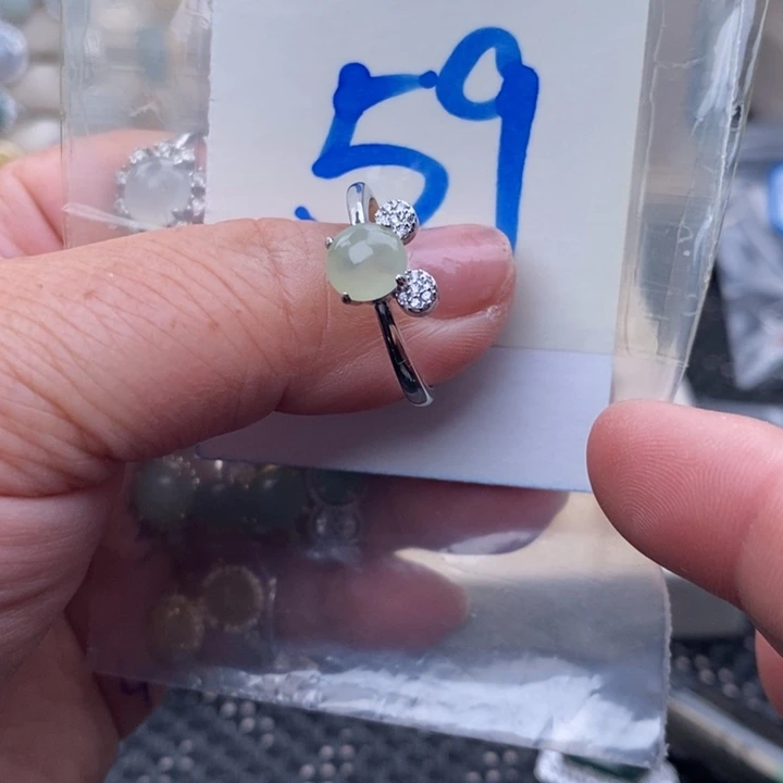 未镶嵌戒指翡翠缅甸