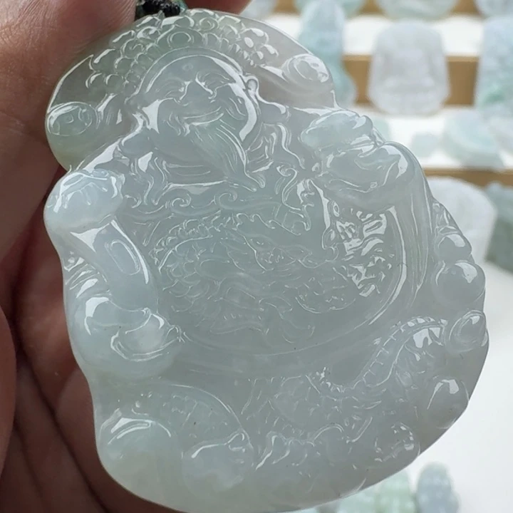 翡翠未镶嵌颈饰天然缅甸A货翡翠