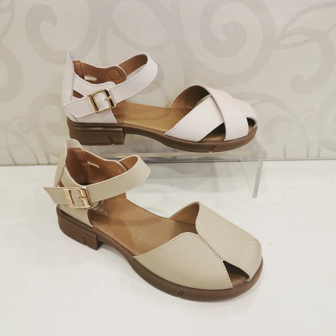 倬立2025新真皮法式包头凉鞋复古软底