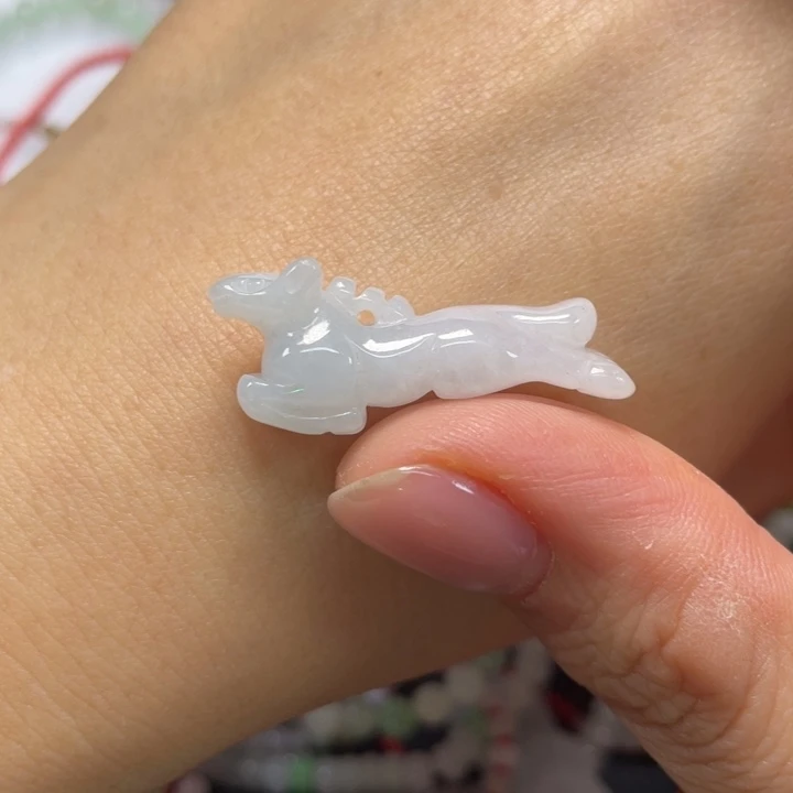 翡翠未镶嵌挂件89999909