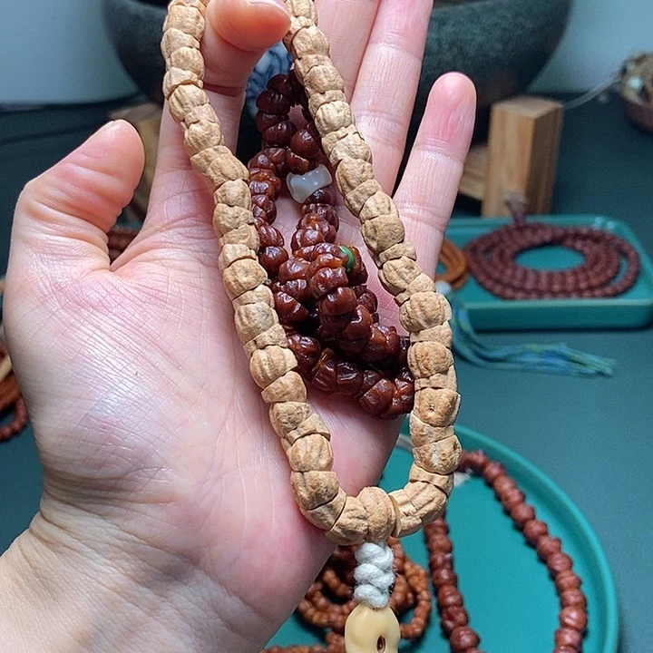 柏香籽/百香籽吊坠119肠手持