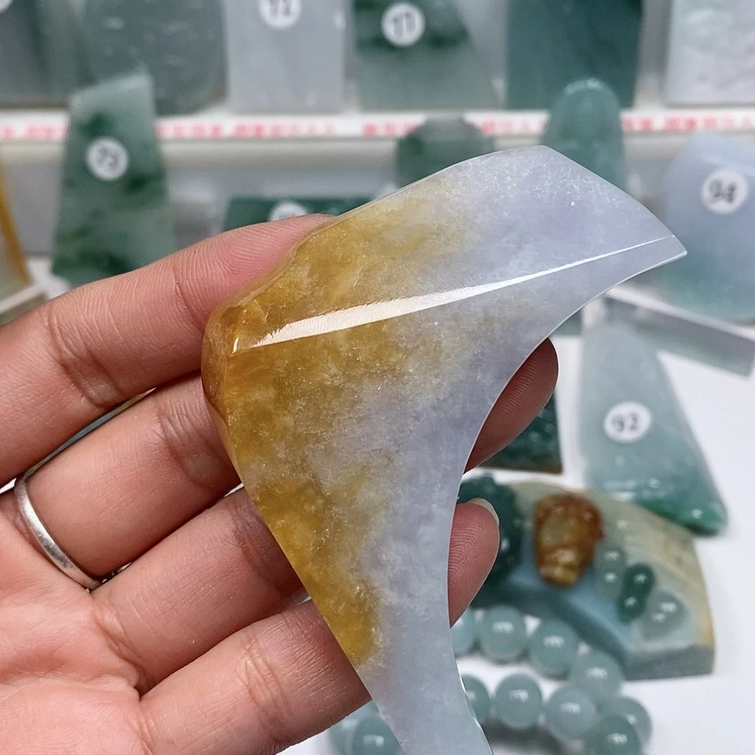 翡翠未镶嵌颈饰乐凡珠宝翡翠挂件