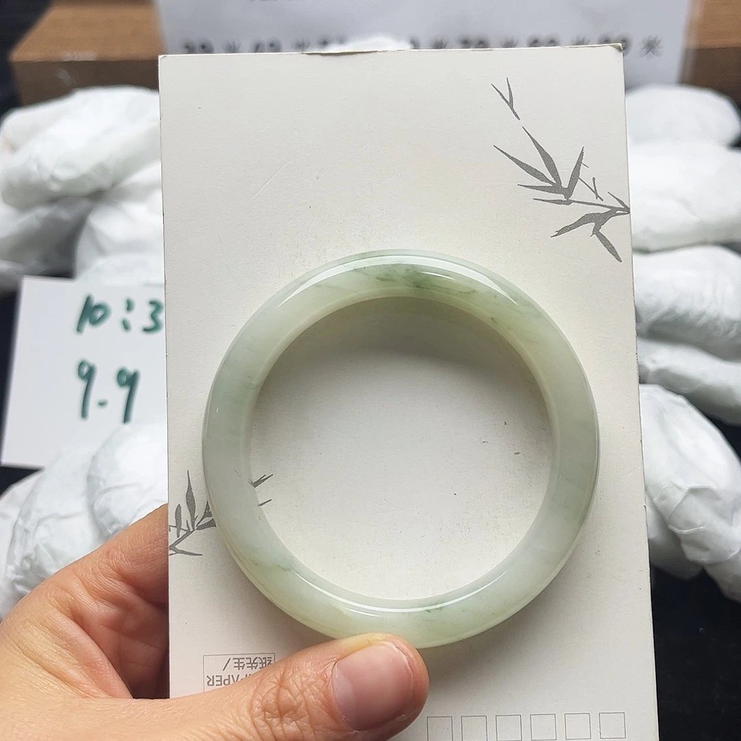 未镶嵌手镯石英质玉28