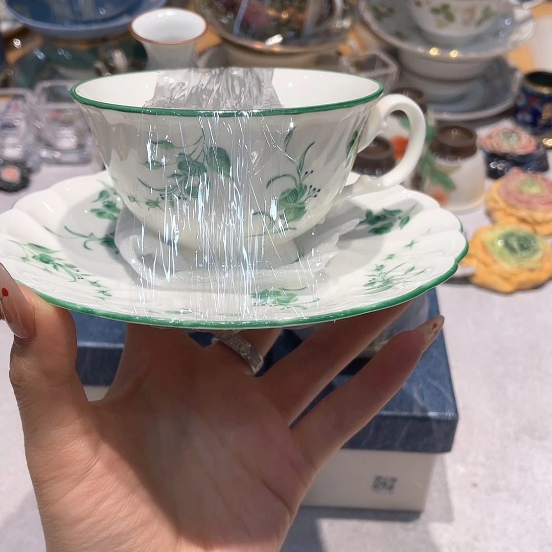 精品进口瓷器瓷片青****93只