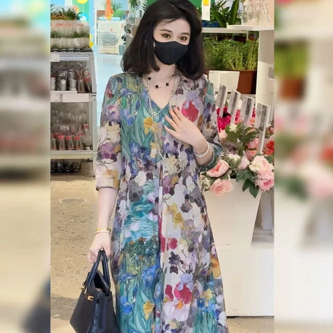 nwy8364法式气质印花V领连衣裙女2025夏季新款时尚优雅通勤长裙