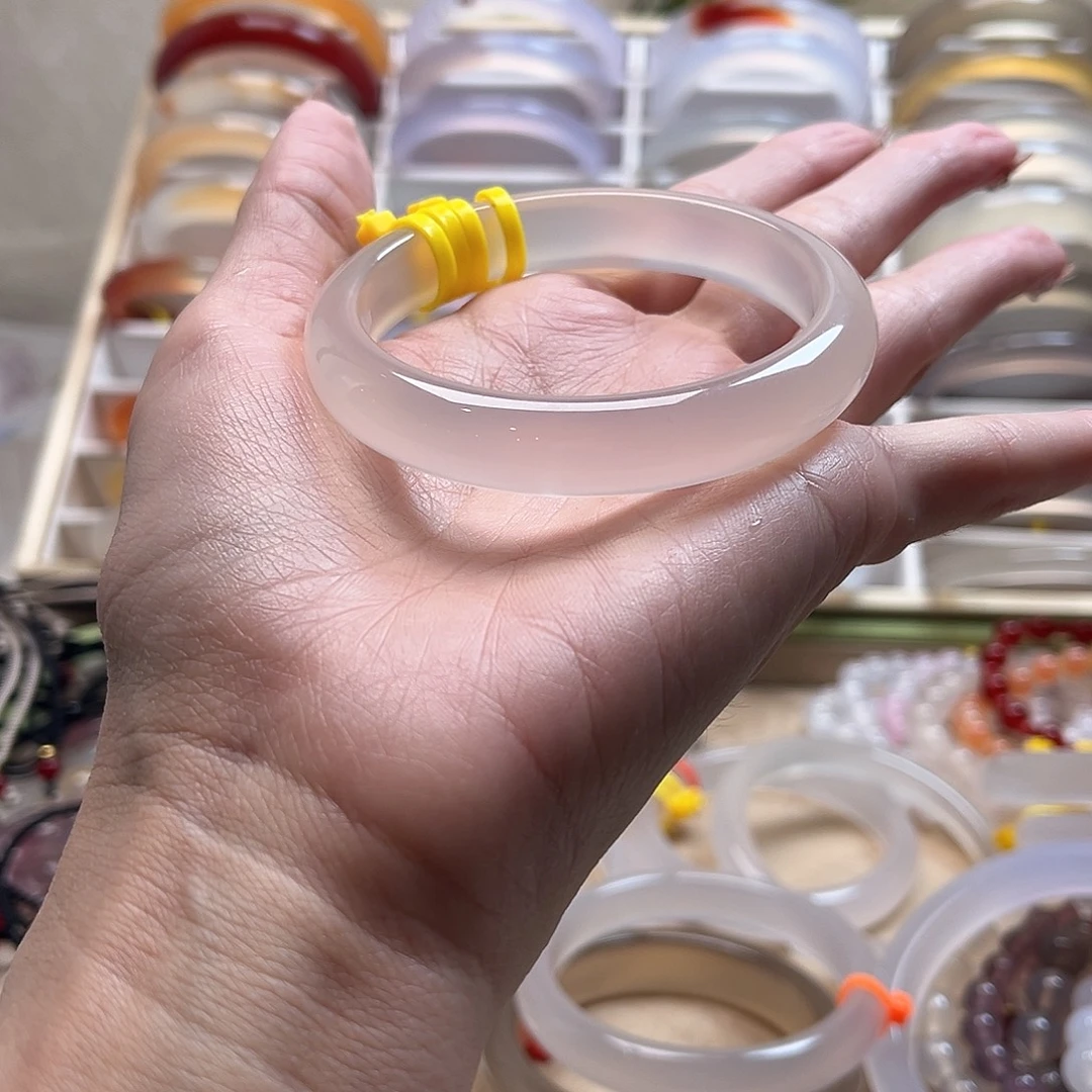 野***柳玛瑙/玉髓未镶嵌手镯