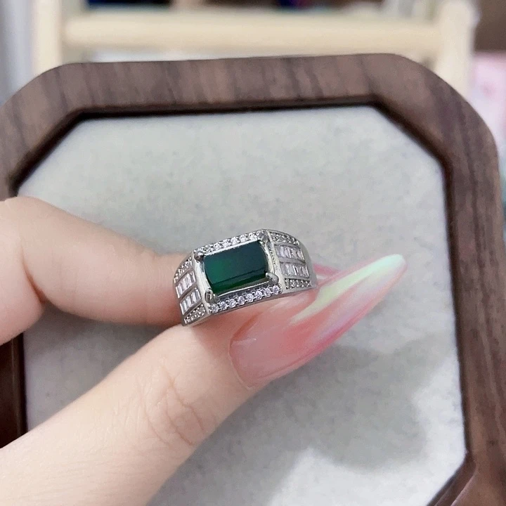 翡翠未镶嵌颈饰天然翡翠Ａ货