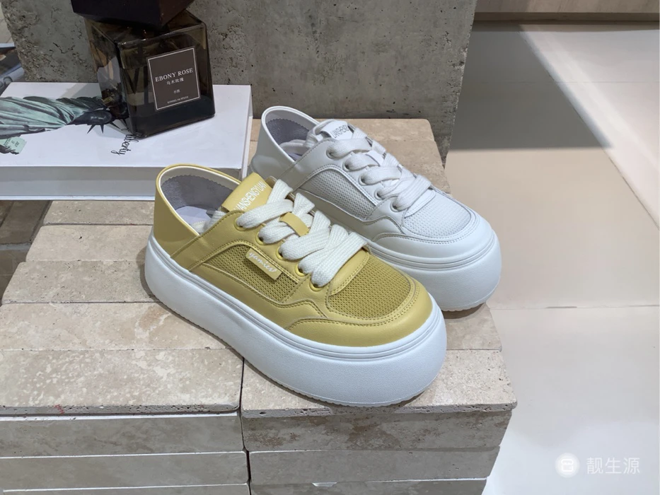 炸款～靓生源单网超轻底两穿小白鞋318592
