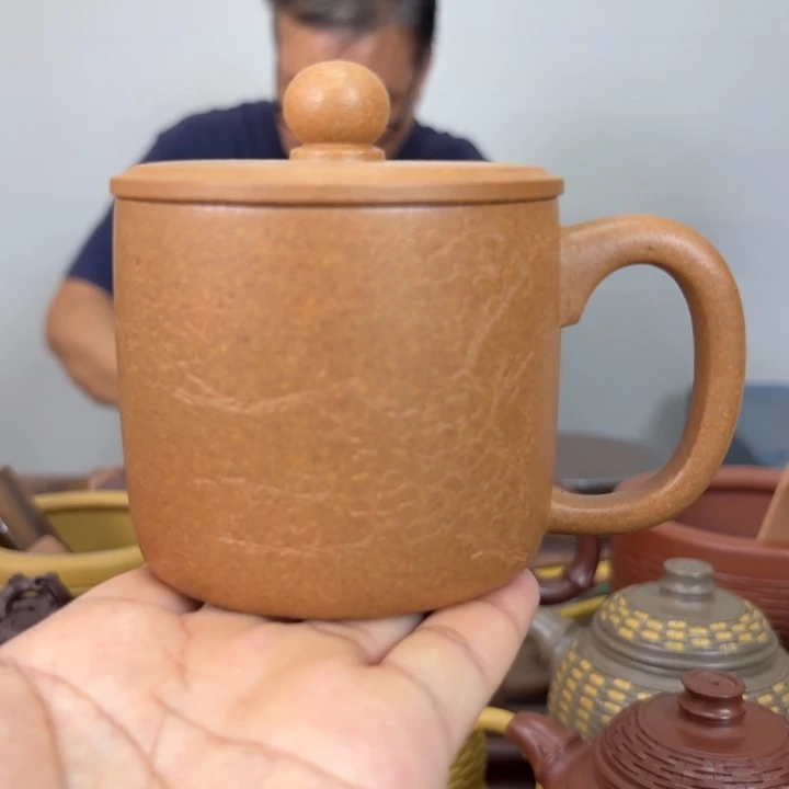 紫砂茶杯绛坡泥刻绘