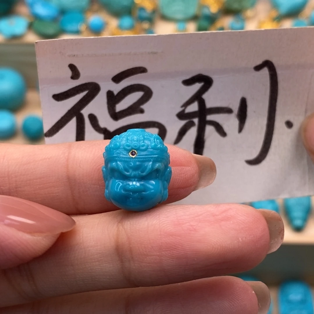 狼***腾未镶嵌绿松石颈饰