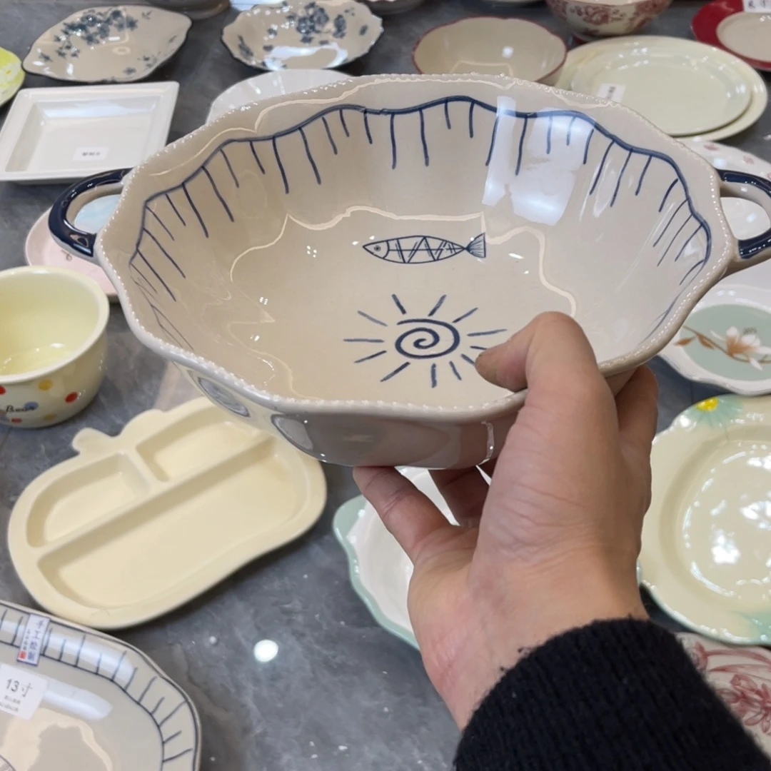 陶瓷微瑕餐具介意勿拍，满18飞！