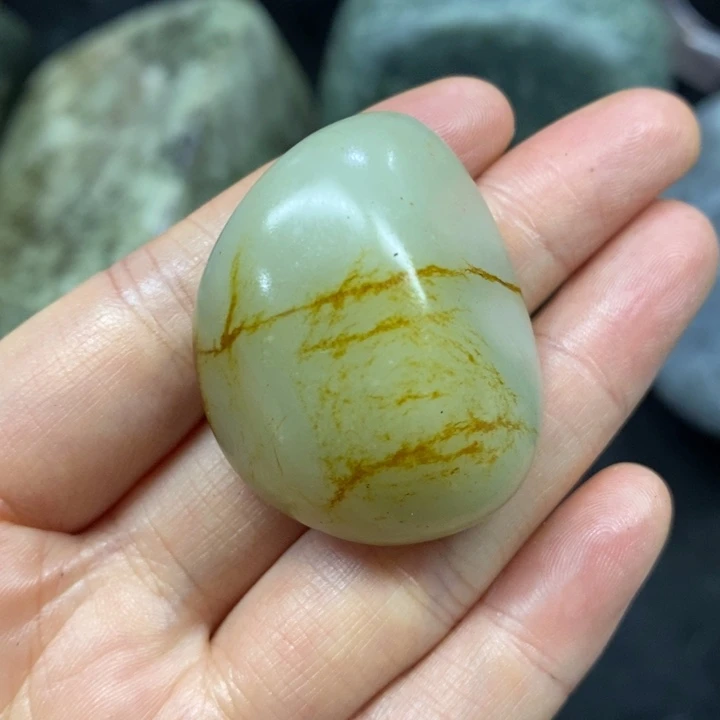未镶嵌和田玉（糖玉）挂件