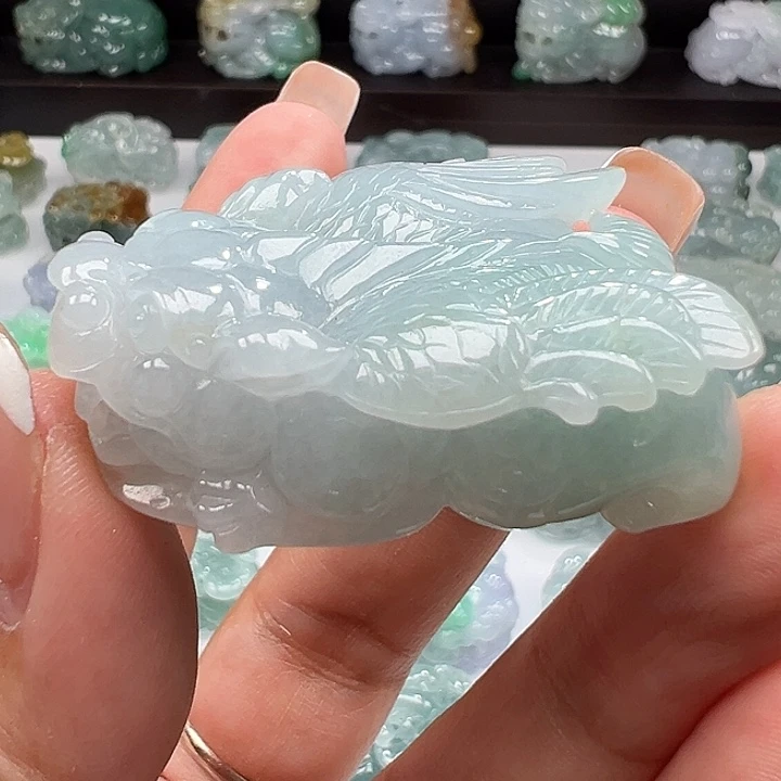颈饰未镶嵌翡翠貔貅
