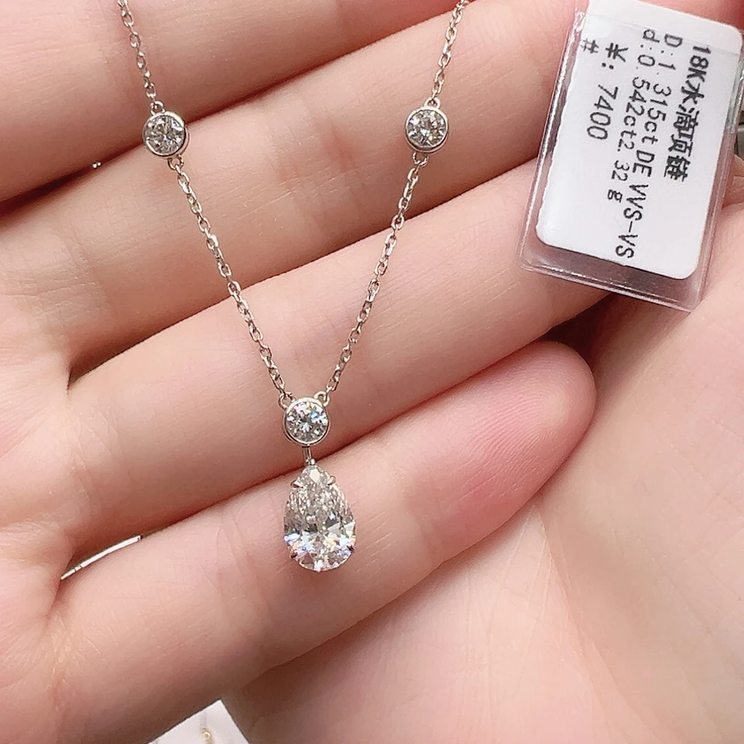 实验室培育钻石套链18K金镶嵌一克拉，水滴项链