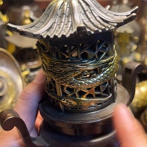 铜器摆件    点击下单