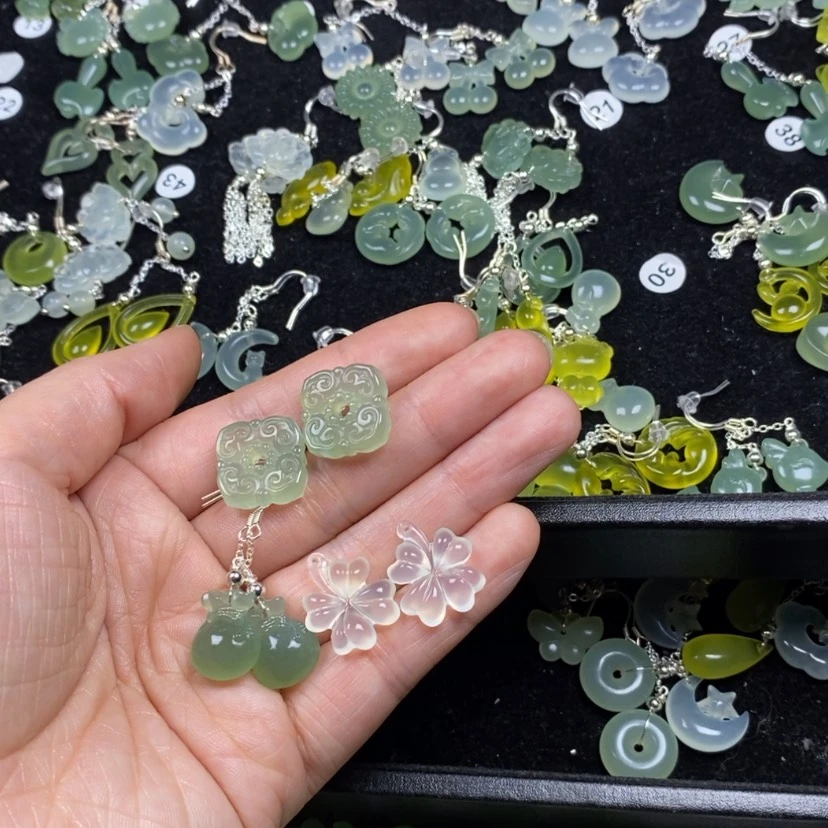 【闪购商品】蛇纹石玉挂件耳饰耳环项链未镶嵌金*