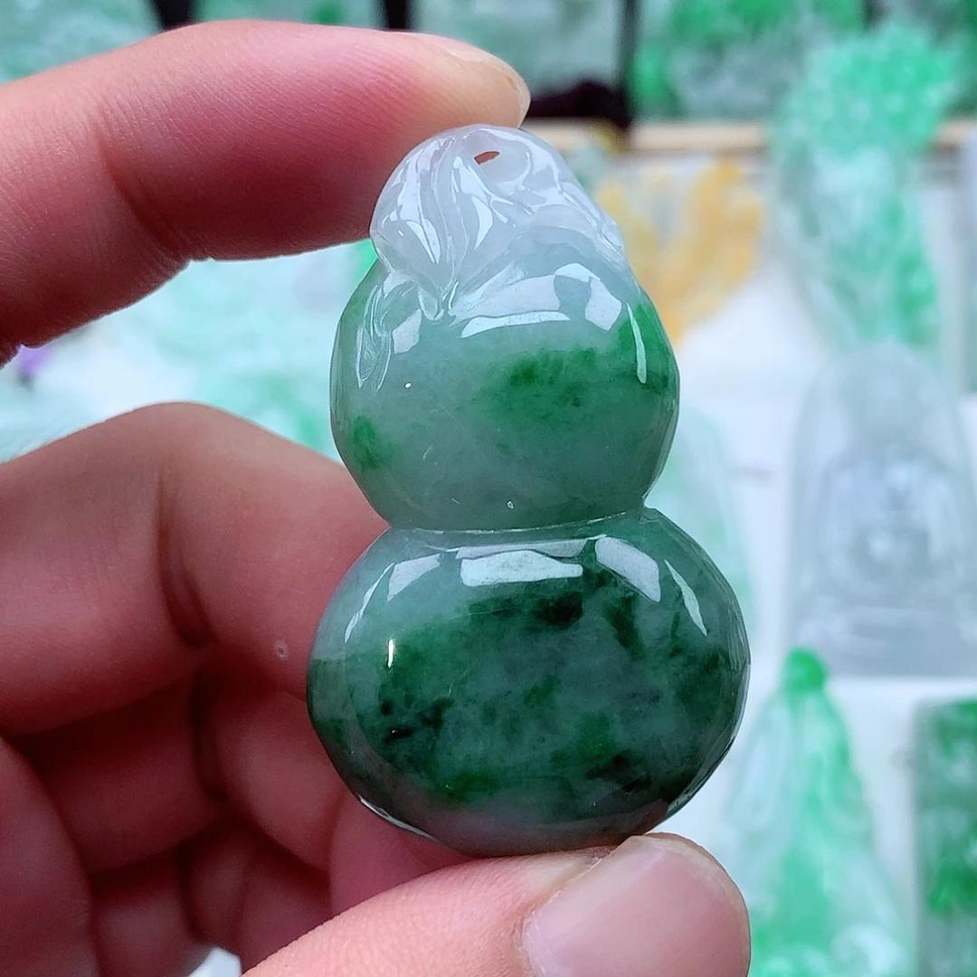 翡翠未镶嵌颈饰翡翠吊坠