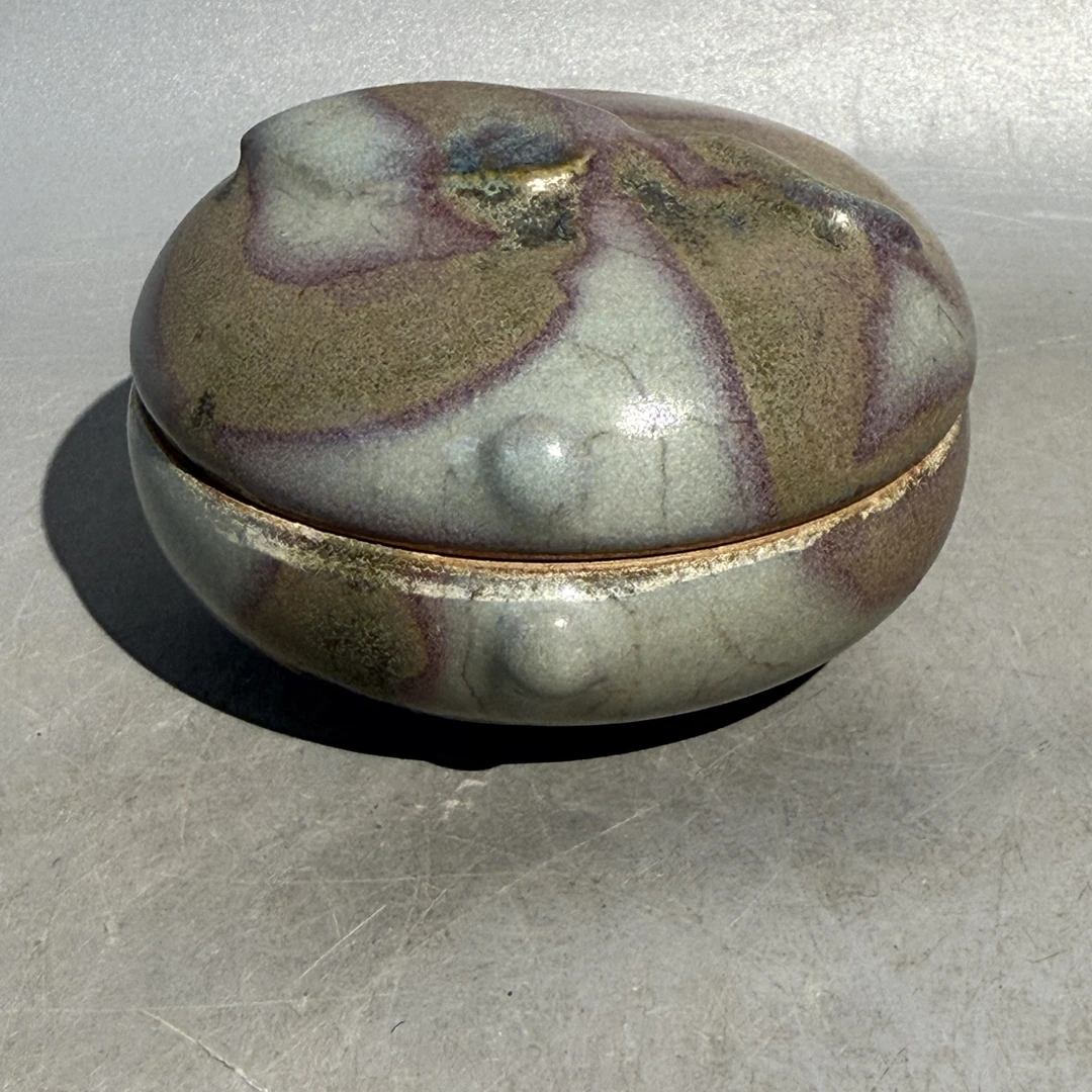 钧窑粉盒残器，口直径8cm，高5cm，老钧瓷，旧藏，喜欢的来陶瓷瓷器