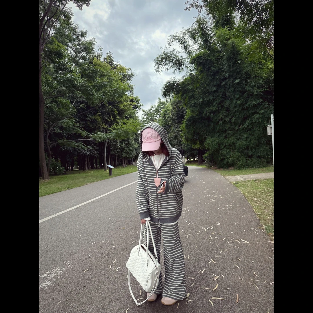 刘婆子店铺款【灰色条纹套装】宽松高克重连帽双开拉链两件套K7701