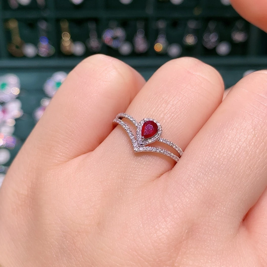 【闪购商品】红宝石戒指铂Pt950镶嵌戒指