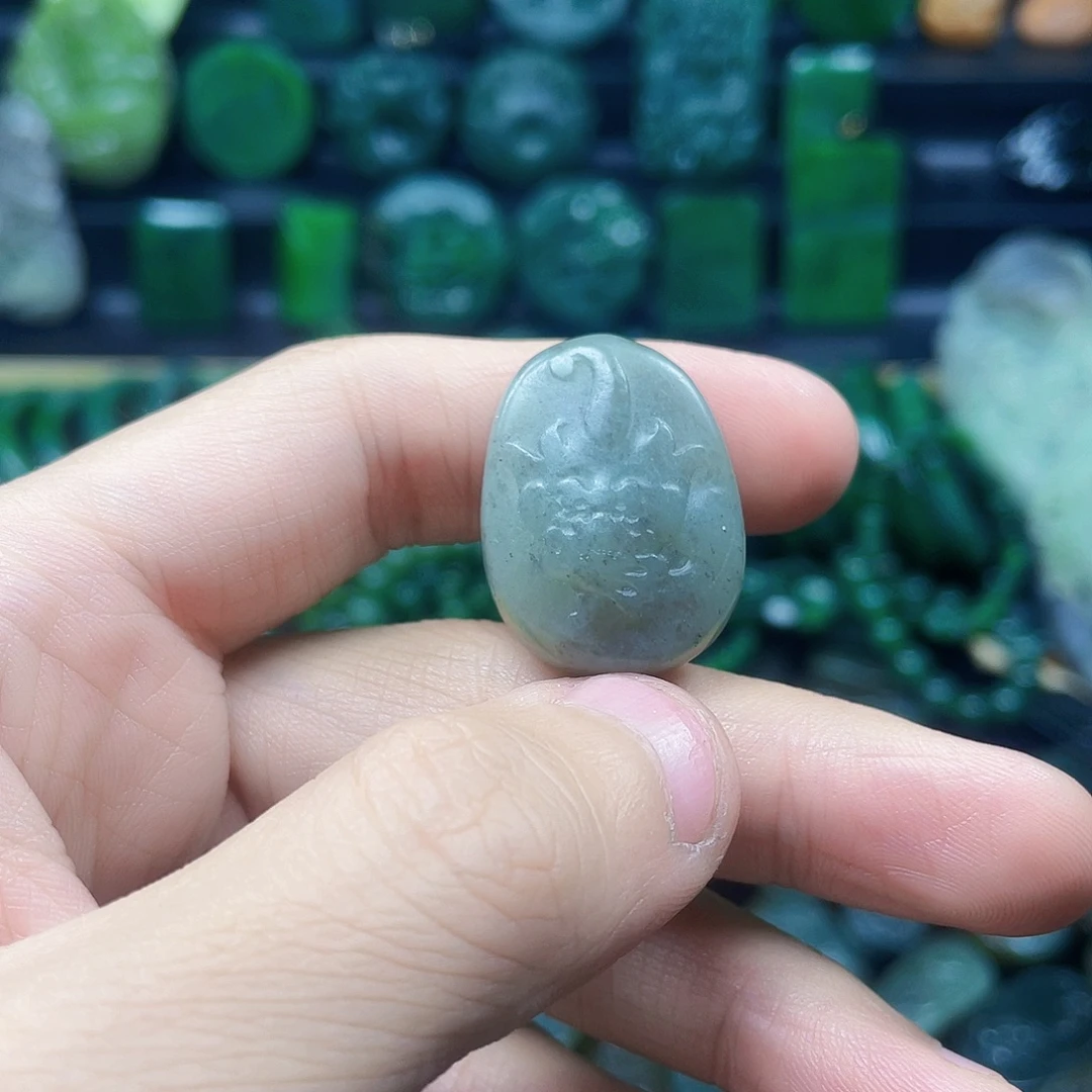 和田玉未镶嵌珠宝半成品