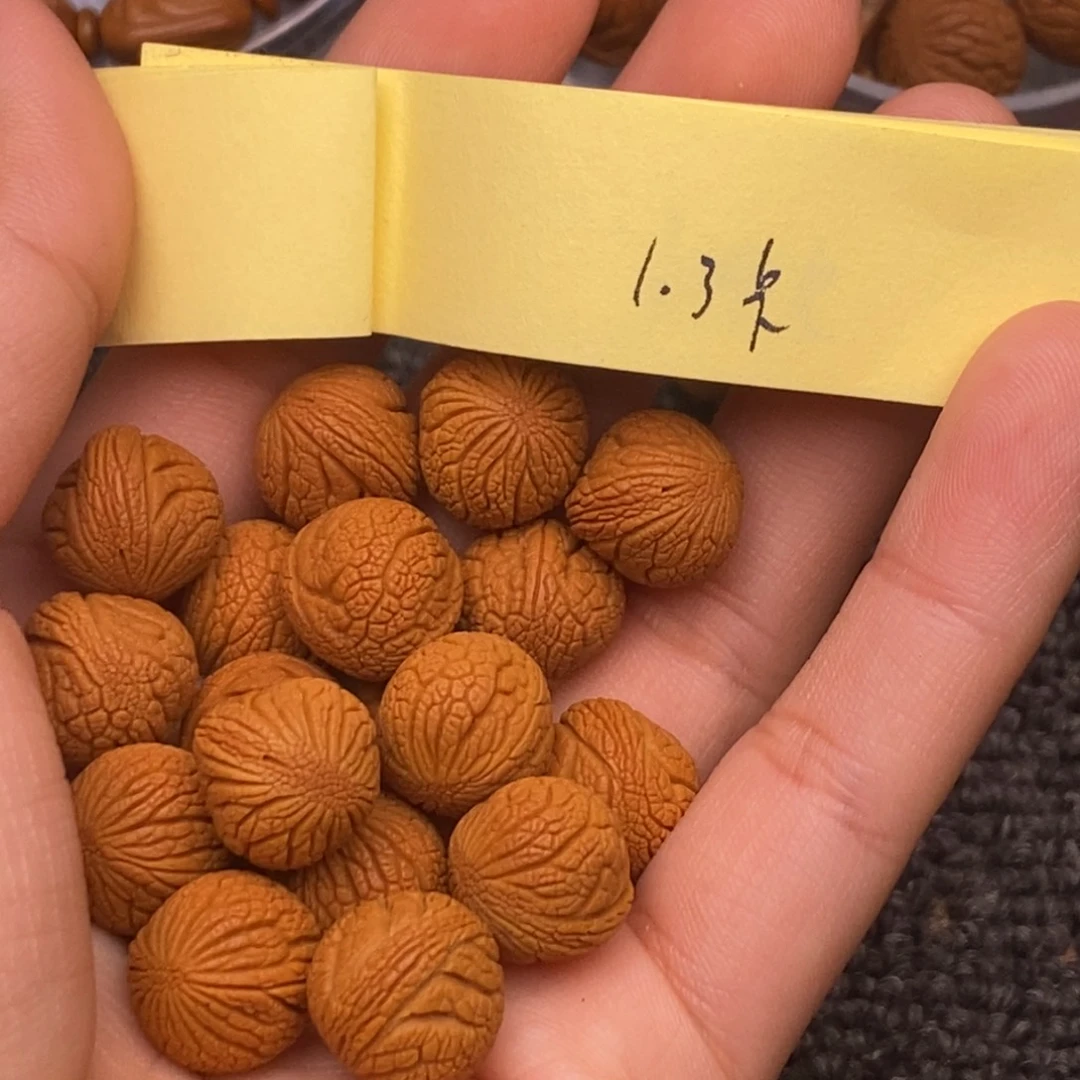 秦岭山脉龙纹桃核 18