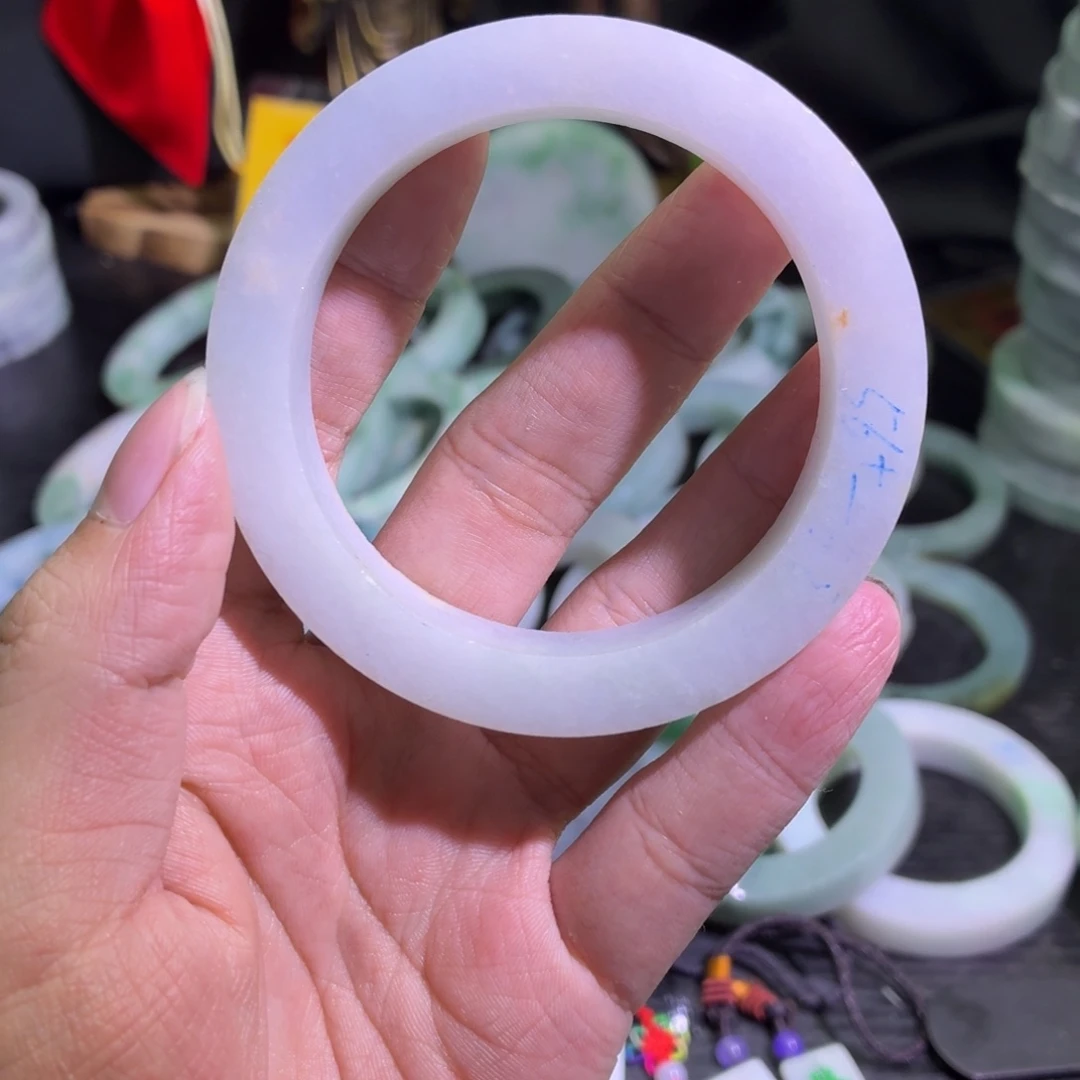 定制翡翠未镶嵌天然翡翠A货毛胚手镯定制