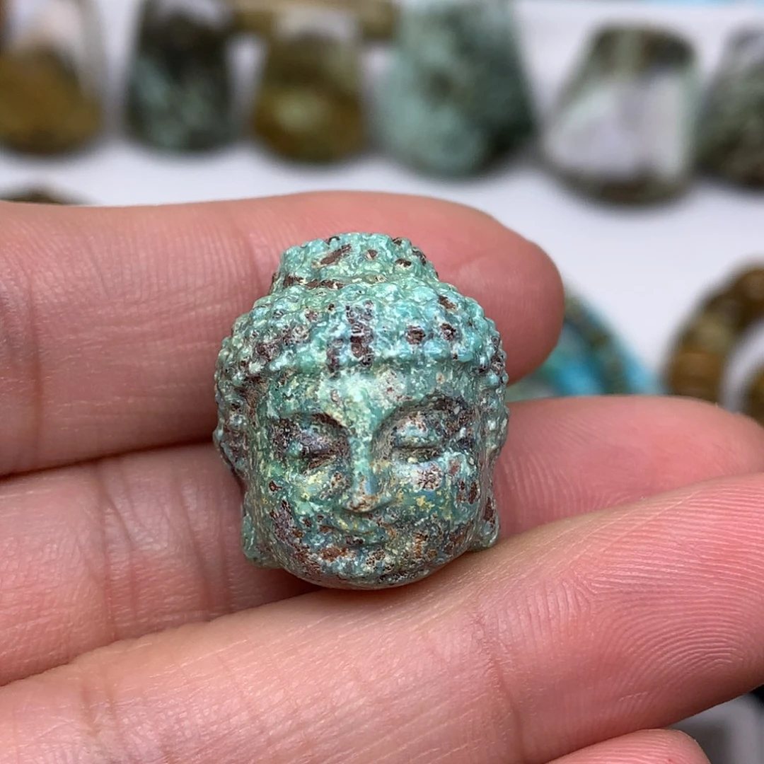 特色雕刻佛首9克