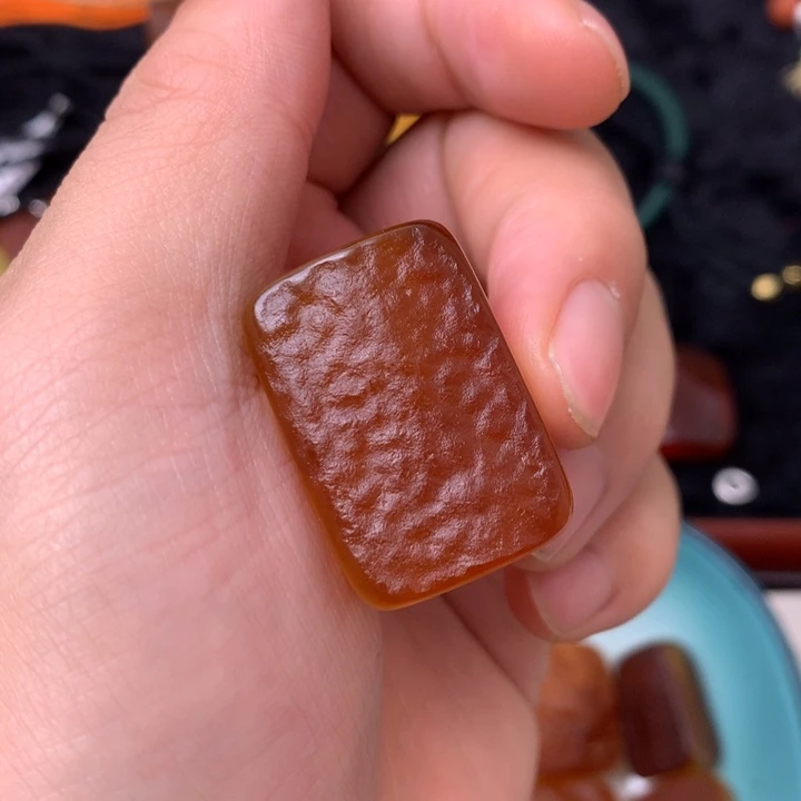 天然原矿切牌吊坠