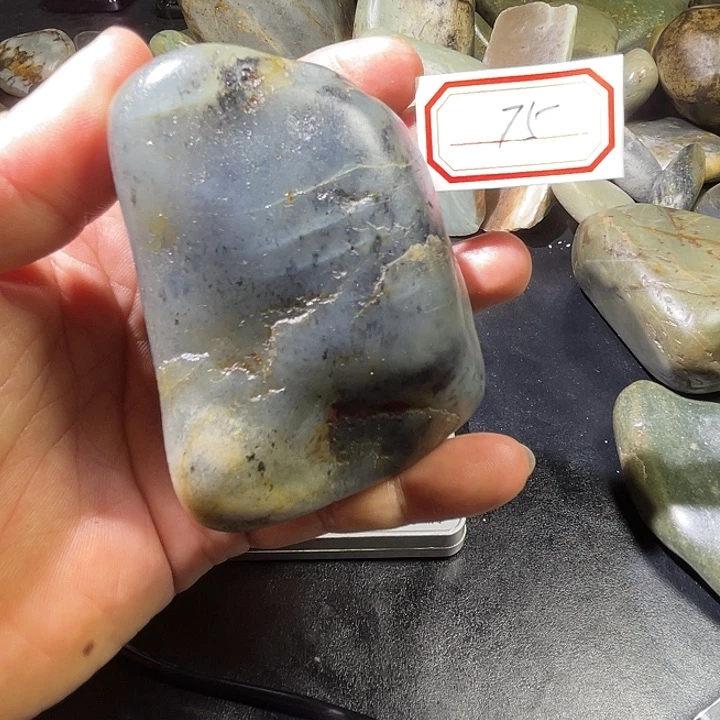 和田玉未镶嵌颈饰75