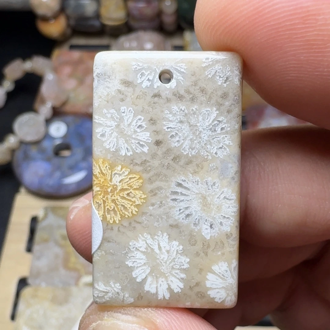 硅化玉未镶嵌纯天然色有机玉石保真色