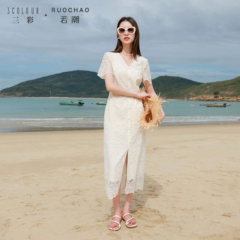 【商城专享】三彩大码女装夏季V领连衣裙镂空绣花短袖开叉