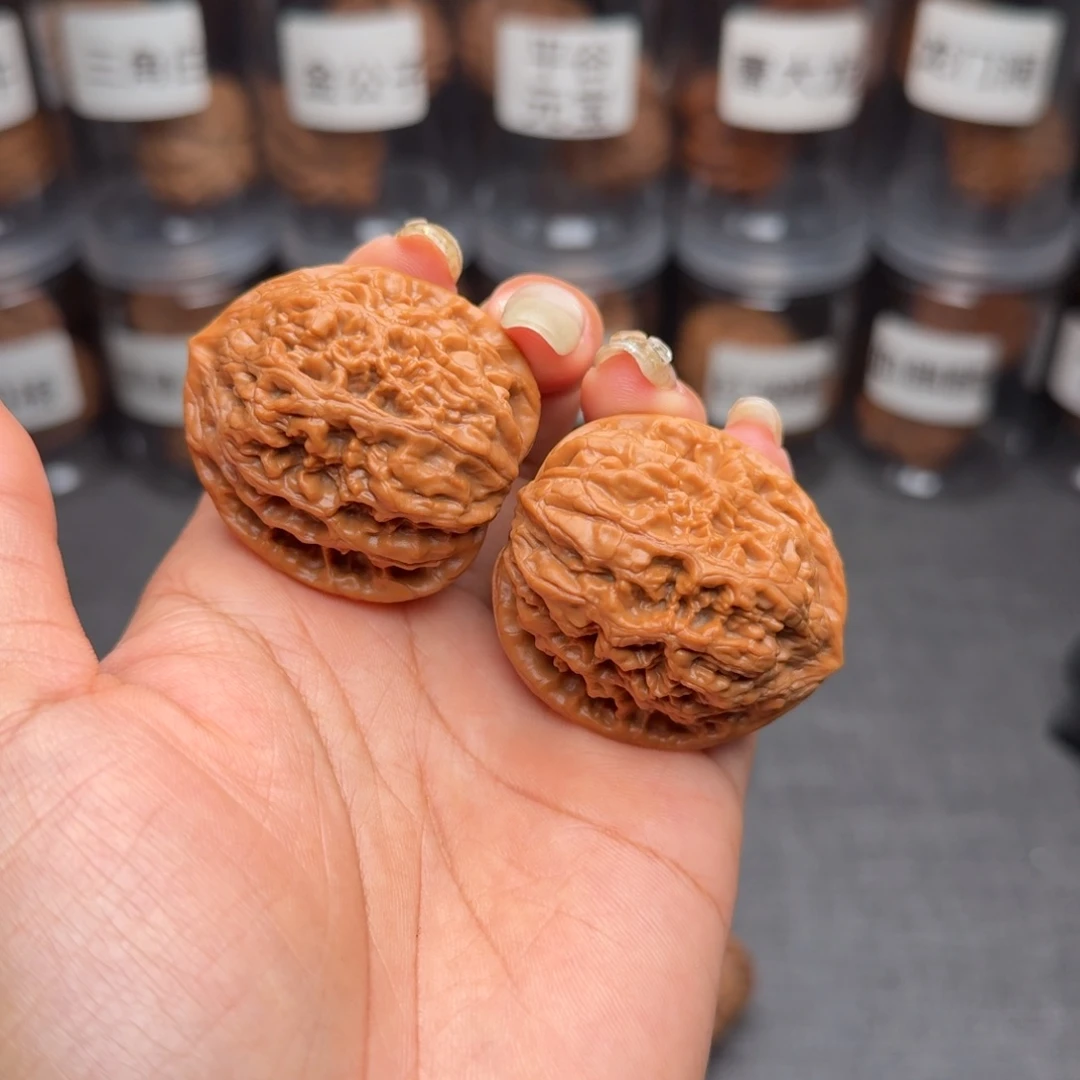 文玩核桃把件凤凰台