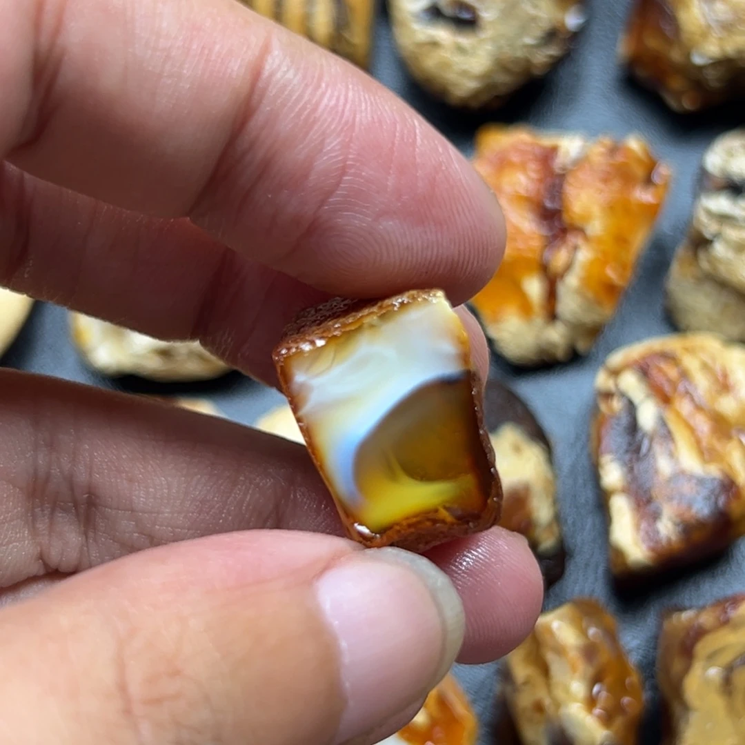 未镶嵌定制琥珀琥珀蜜蜡原石定制