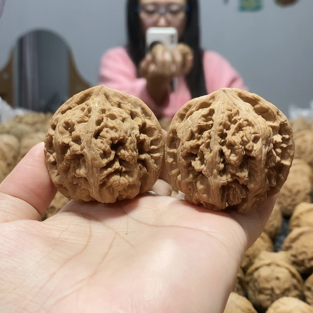 文玩核桃吊坠粗筋44黄尖