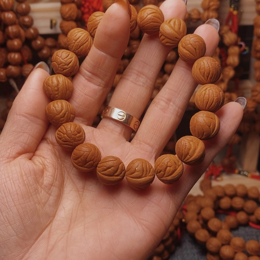 桃核吊坠龙纹桃枭