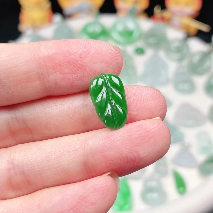 翡翠裸石缅甸天然A货翡翠