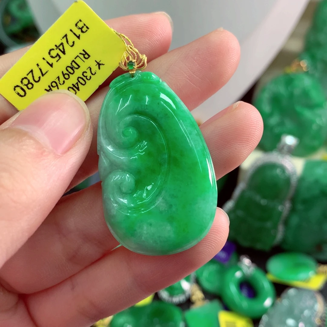 翡翠18K金镶嵌吊坠(不含链)