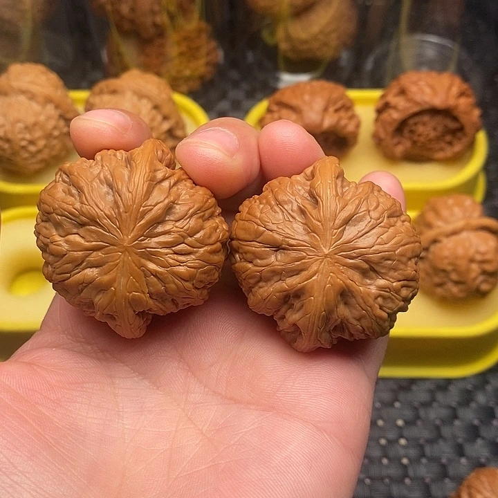 桃核把件铁锤42尺