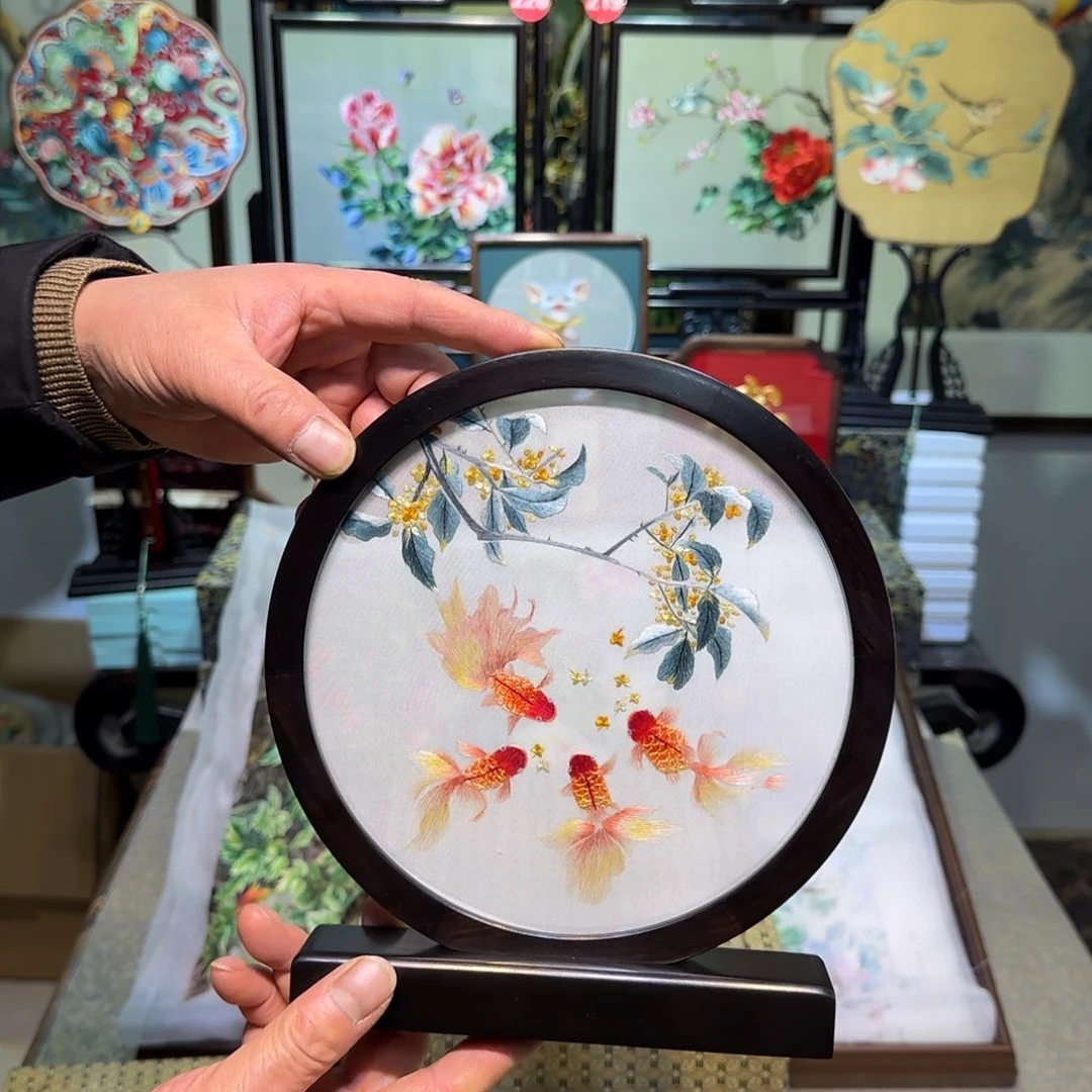 刺绣刺绣工艺精湛