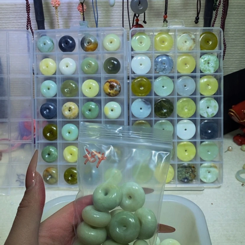 【闪购商品】蛇纹石玉其他未镶嵌384