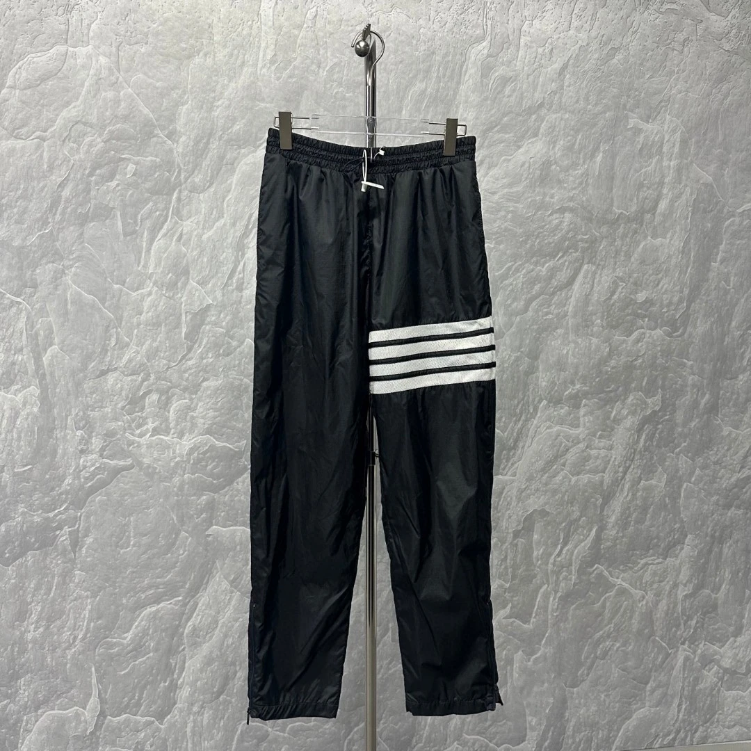 未使用 THOMBROWNE 经典条纹运动长裤 1码 J00786