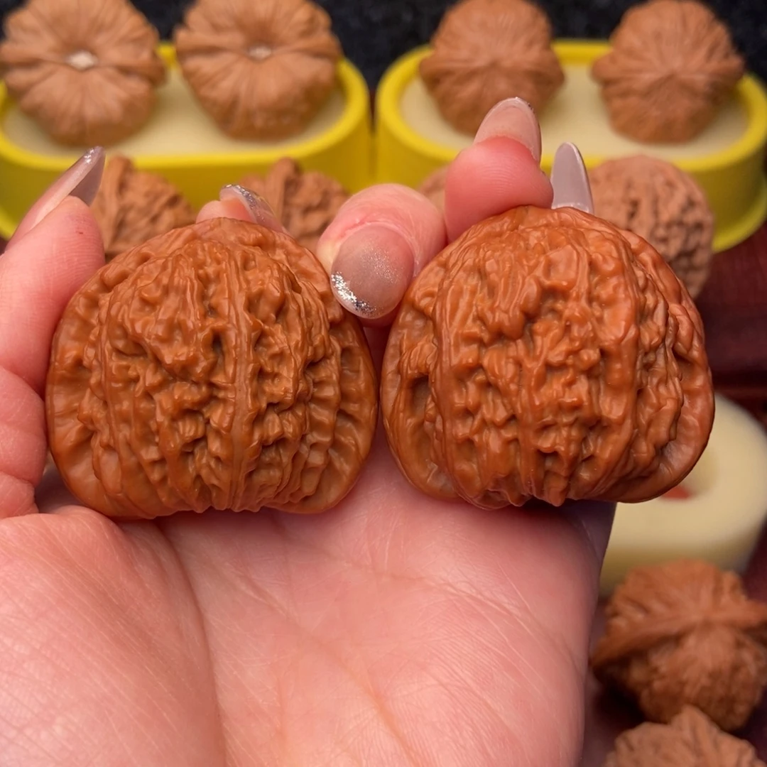 说***的把件文玩核桃41三角白